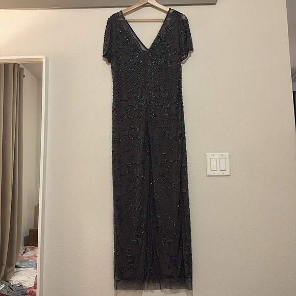 Pisarro Nights Beaded Column V Neck Gown in Slate SZ 14 VGUC - Picture 6 of 10